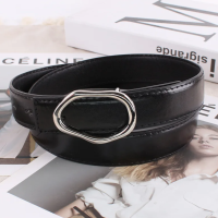 Ремень женский с фигурной пряжкой 103 см