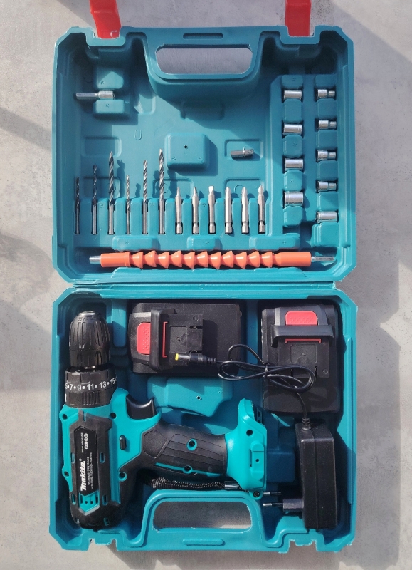 Шуруповерт Makita 21v