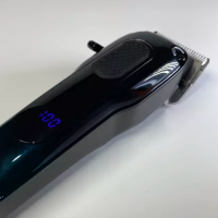 Машинка для стрижки волос VGR V-013 Красная