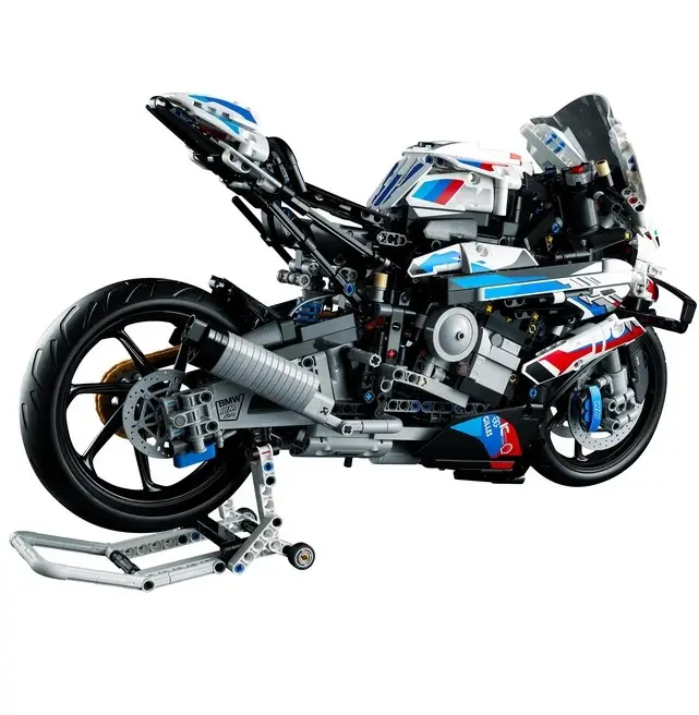BMW M 1000 RR Конструктор 1920д