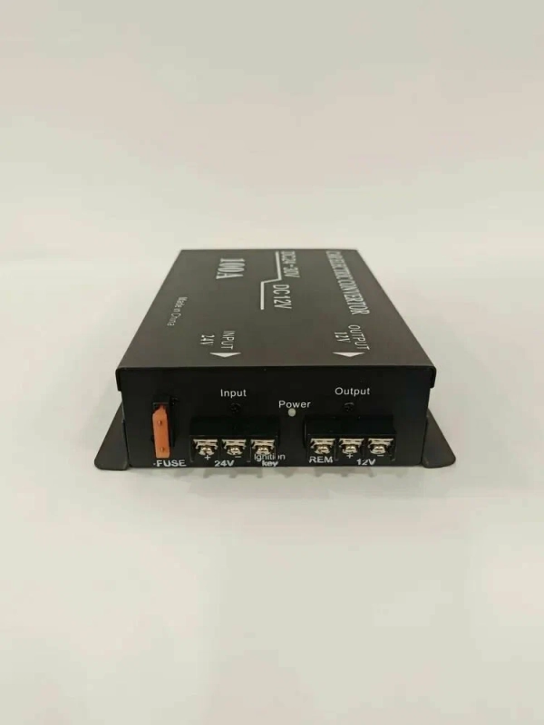 Преобразователь напряжения Инвертор 100A 24V-12V
