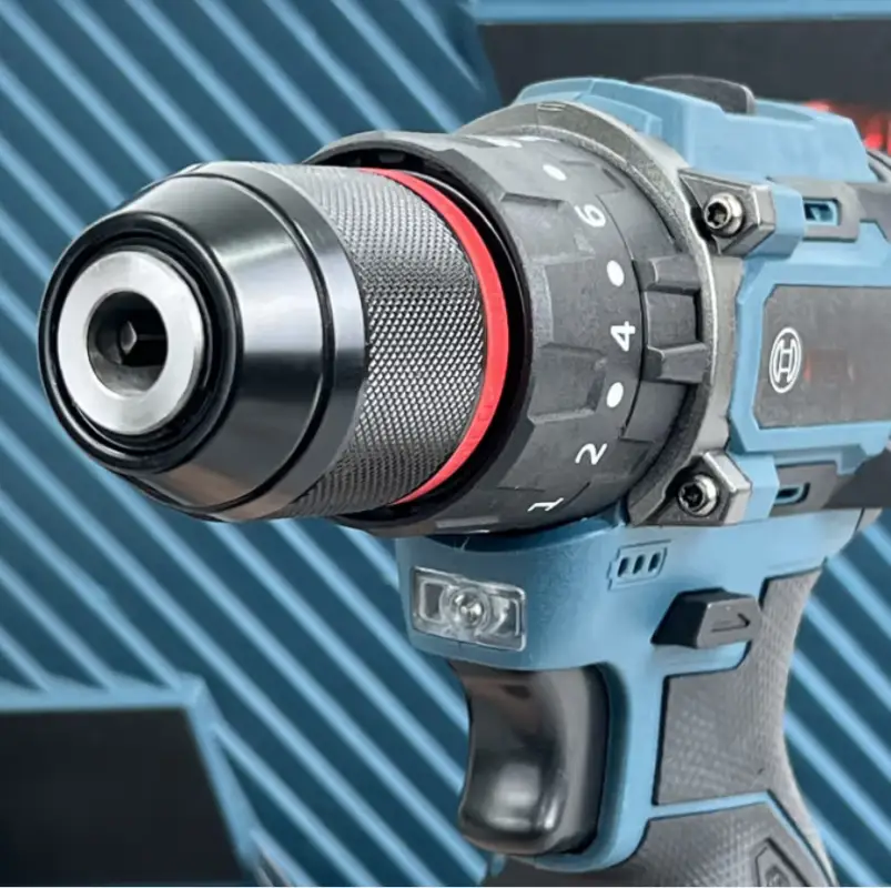 Бесщеточный шуруповерт 18V