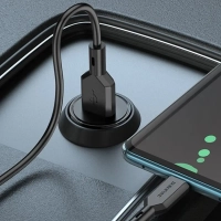 Автомобильная зарядка в прикуриватель