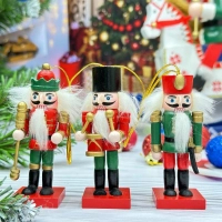 Набор деревянных елочных игрушек Щелкунчик - Королевская Стража 8 см, 3 шт, подвеска