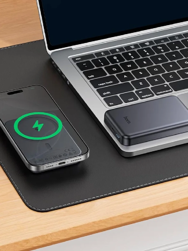 Пауэрбанк для телефона 5000 mah magsafe PD20W