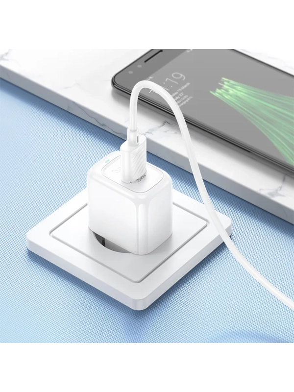 Сетевое зарядное устройство HOCO CS52A QC3.0 3000mA