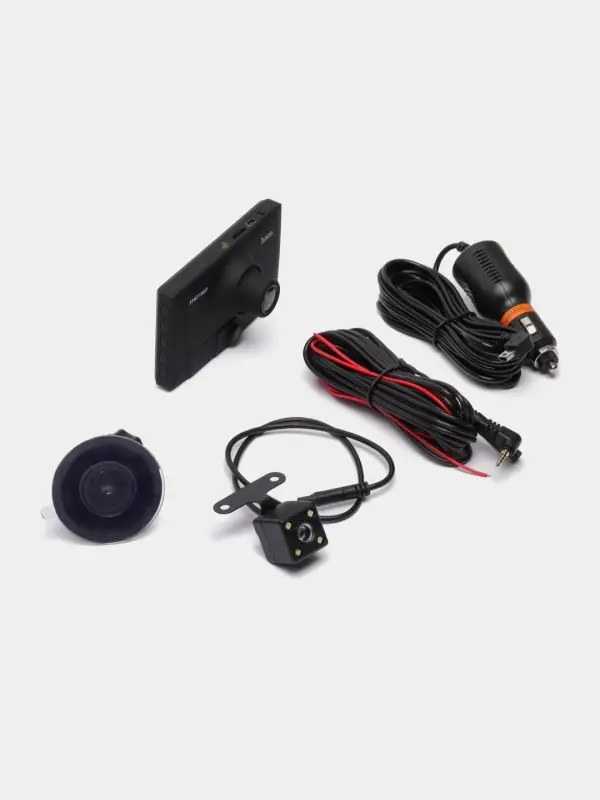 Видеорегистратор автомобильный с 3 камерами DI17