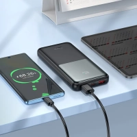 Трехпортовый внешний аккумулятор 10000mAh. повербанк