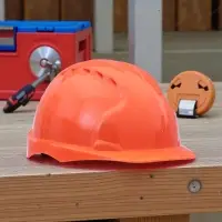 Каска защитная с храповым механизмом ОРАНЖ